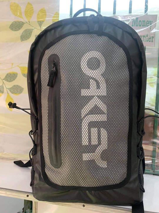 Oakley store 90s backpack