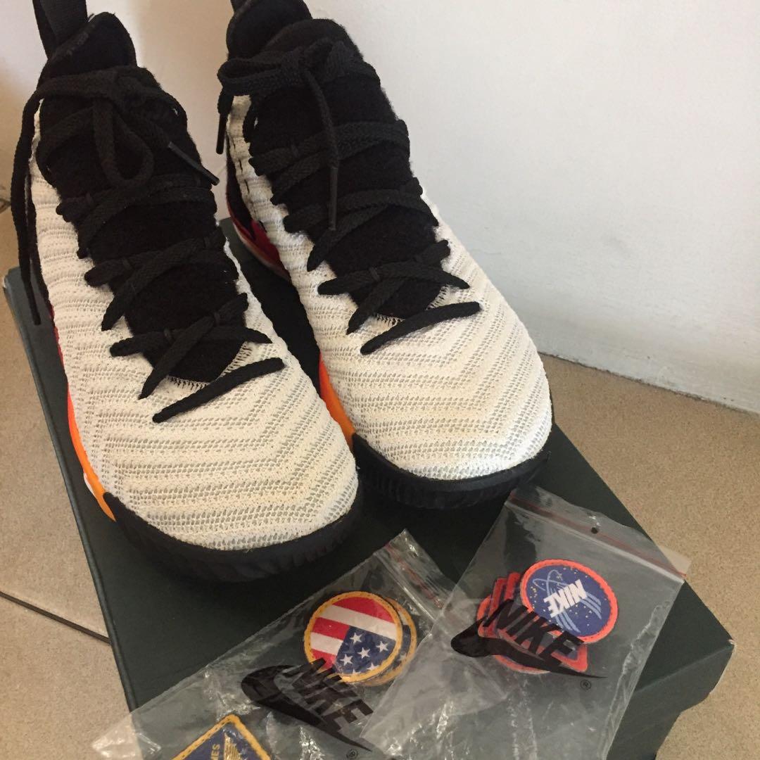 Lebron 16 strive top