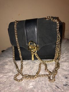 (Category: ) located in . Submitted by shaggorgeous (Listing ID 1025819191, Image 1). Description: .