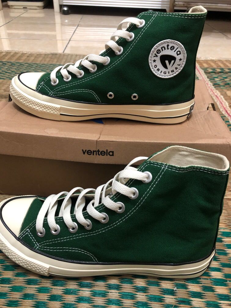 dark green vintage converse