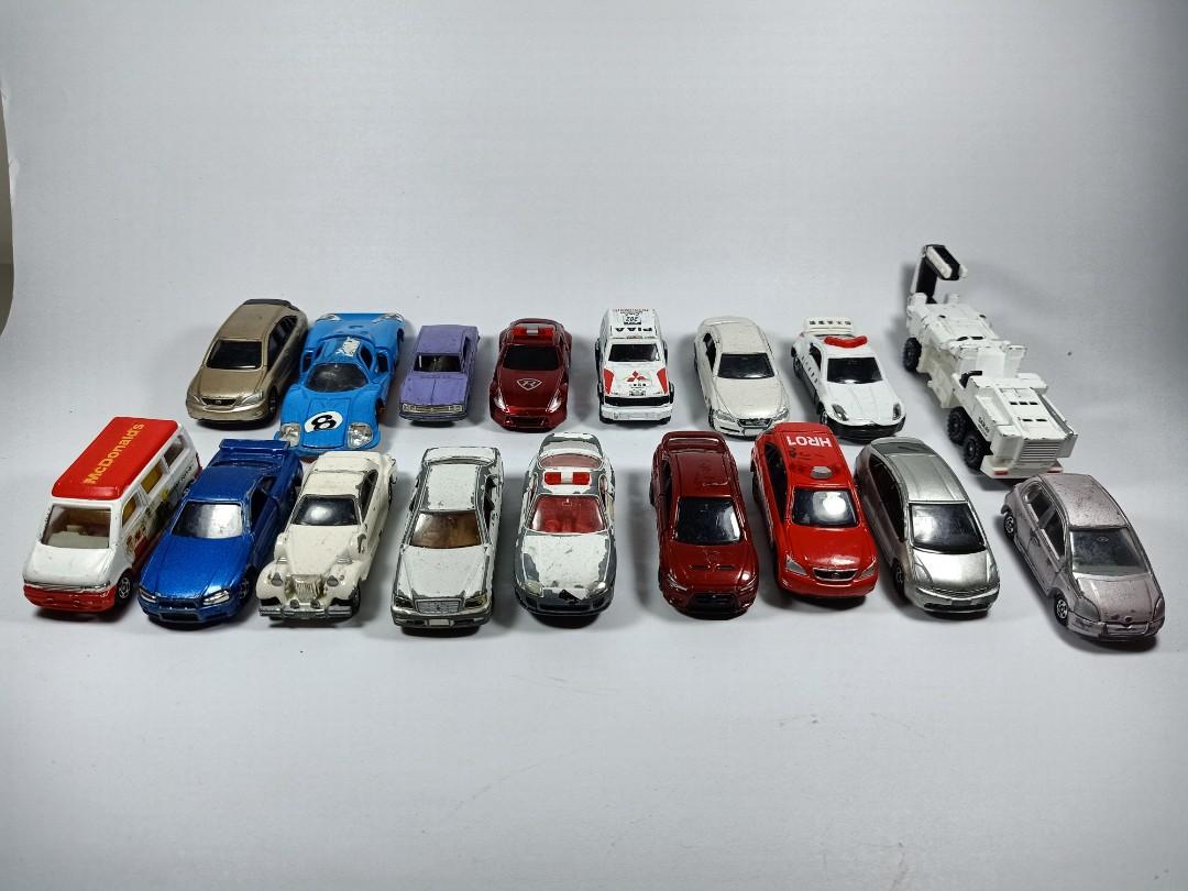 Old tomica cars discount