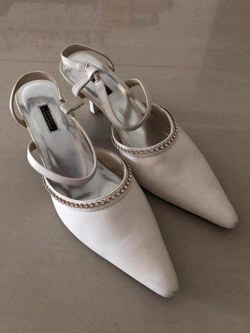 White heels with diamonds