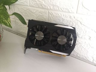（分類：）位於 。 由 noobyjosh 提交（商品編號 1025994494，圖片 1）。簡介： 。