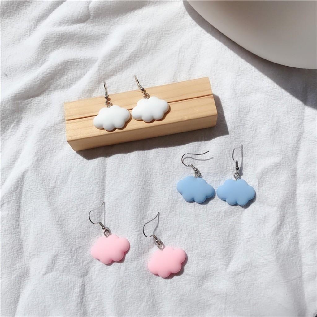 Cute top fashion earrings