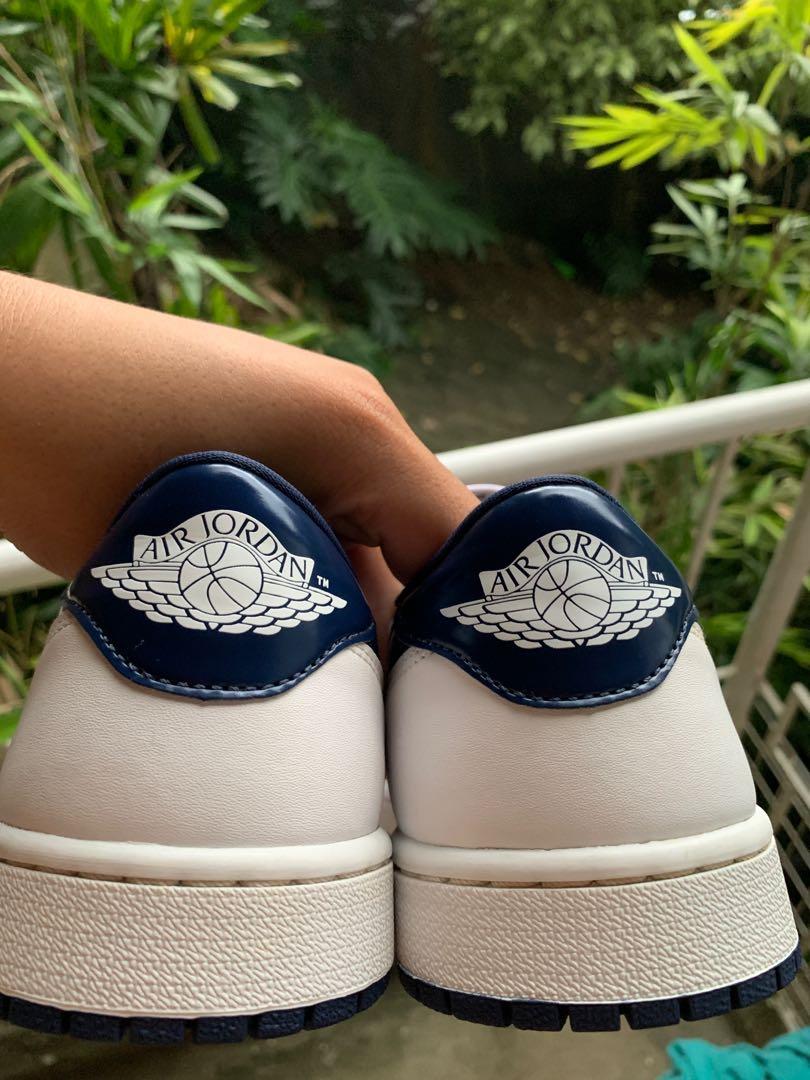 retro 1 low blue and white