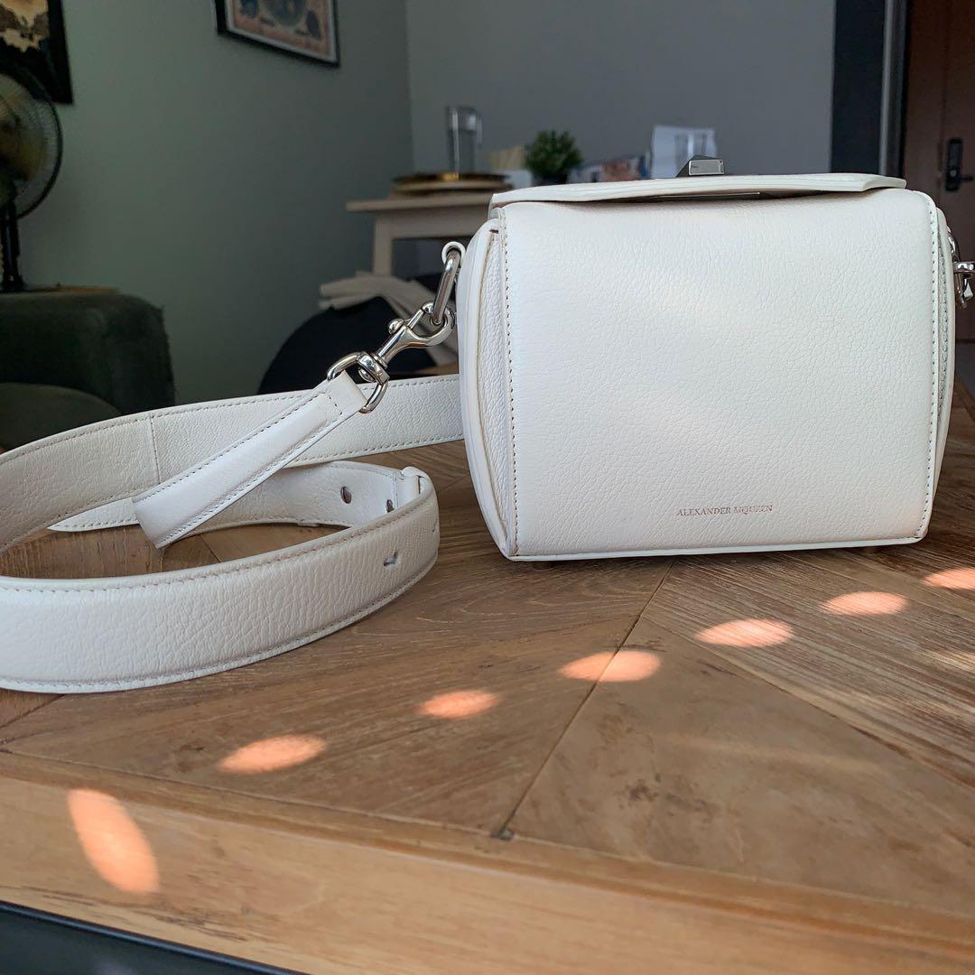 Alexander McQueen Box Bag 16