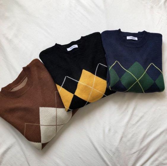 ARGYLE PULLOVER (Category: Coats, Jackets and Outerwear) located in Singapore. Submitted by sunshinechim (Listing ID 1026157746, Image 4). Description: 🧶ARGYLE PULLOVERS🧶 Super comfy and stylish to wear! Style it with a collared tee inside (super stylish these days!)/a normal tee or jus by itself! Material: KNITTED COTTON 3 designs- black, brown, dark blue Free/one sized item! CLOTHES PROMO👚💖 BUY ANY 2 ITEMS AND GET $2 OFF BUY ANY 3 ITEMS AND