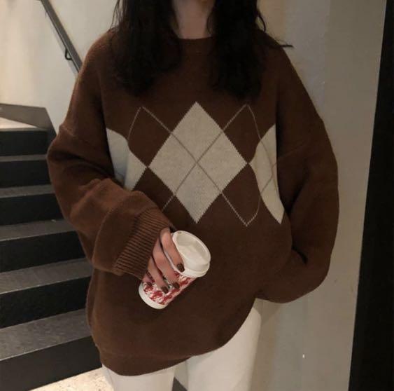 ARGYLE PULLOVER (Category: Coats, Jackets and Outerwear) located in Singapore. Submitted by sunshinechim (Listing ID 1026157746, Image 2). Description: 🧶ARGYLE PULLOVERS🧶 Super comfy and stylish to wear! Style it with a collared tee inside (super stylish these days!)/a normal tee or jus by itself! Material: KNITTED COTTON 3 designs- black, brown, dark blue Free/one sized item! CLOTHES PROMO👚💖 BUY ANY 2 ITEMS AND GET $2 OFF BUY ANY 3 ITEMS AND