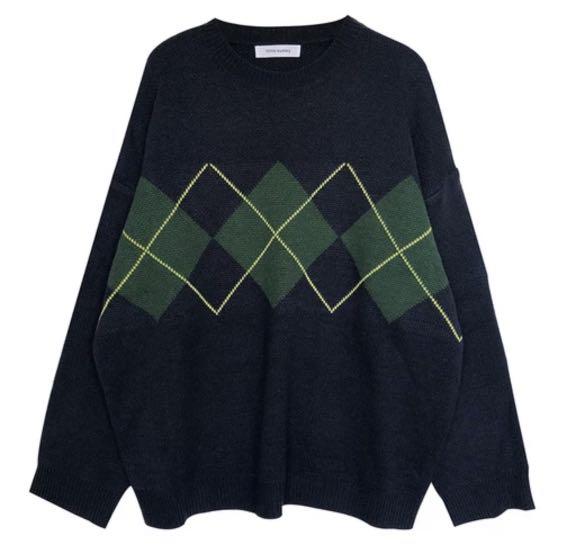 ARGYLE PULLOVER (Category: Coats, Jackets and Outerwear) located in Singapore. Submitted by sunshinechim (Listing ID 1026157746, Image 3). Description: 🧶ARGYLE PULLOVERS🧶 Super comfy and stylish to wear! Style it with a collared tee inside (super stylish these days!)/a normal tee or jus by itself! Material: KNITTED COTTON 3 designs- black, brown, dark blue Free/one sized item! CLOTHES PROMO👚💖 BUY ANY 2 ITEMS AND GET $2 OFF BUY ANY 3 ITEMS AND