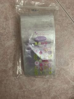(Category: ) located in . Submitted by kikichah (Listing ID 1026224876, Image 1). Description: .