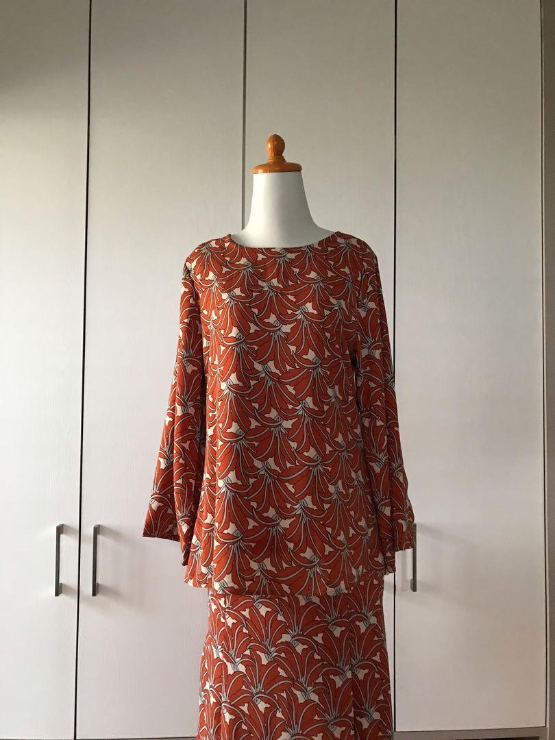 Baju Kurung Mermaid Oren Daun 2020 Murah Raya Haji Cantik Tinggi Muslimah Fashion Two Piece On Carousell