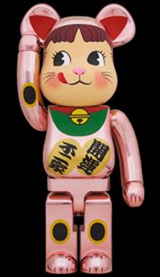 1號 Bearbrick 1000 牛奶妹招財貓桃金 玩具 遊戲類 玩具 Carousell