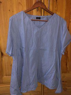 blanc blue top