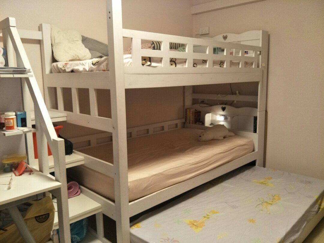 Bunk bed with pull out bed and stairs. (solid pine wood), Furniture