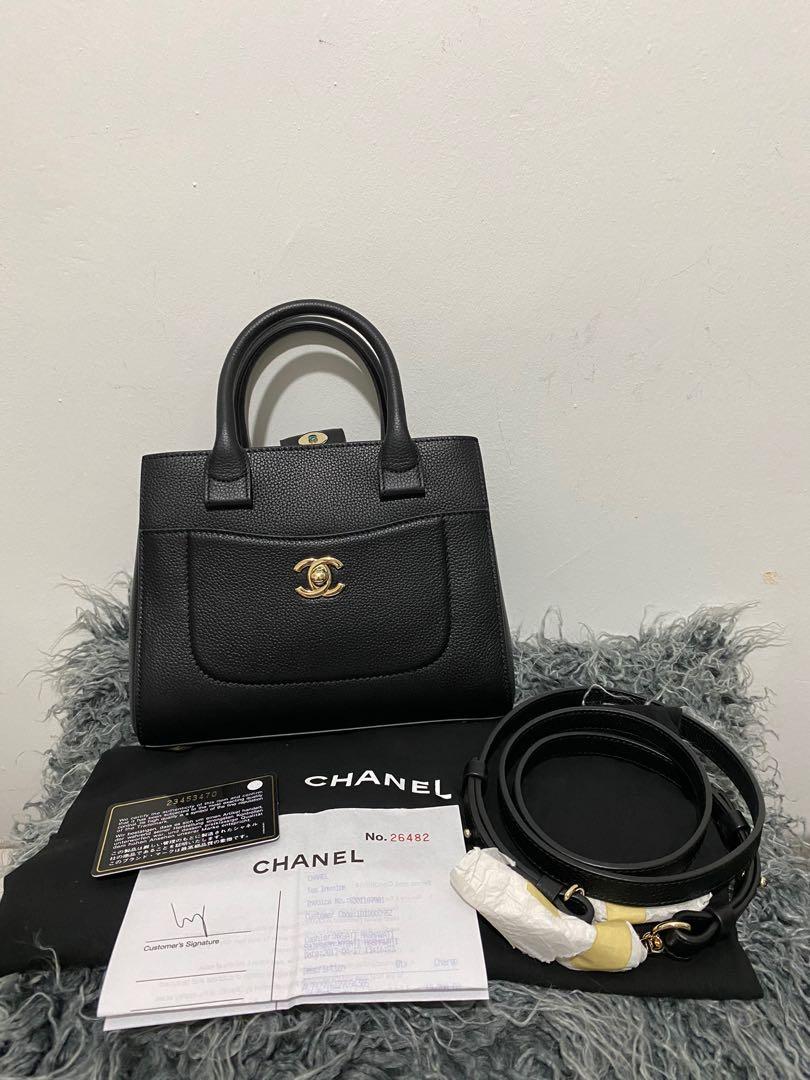 De'lux Bagz - Chanel neo executive mini tote, preloved almost like new  condition, comes with box, dust bag and authentic card (serial 23xxxxxx),  price RM 8xxx #deluxpreloved#deluxchanel