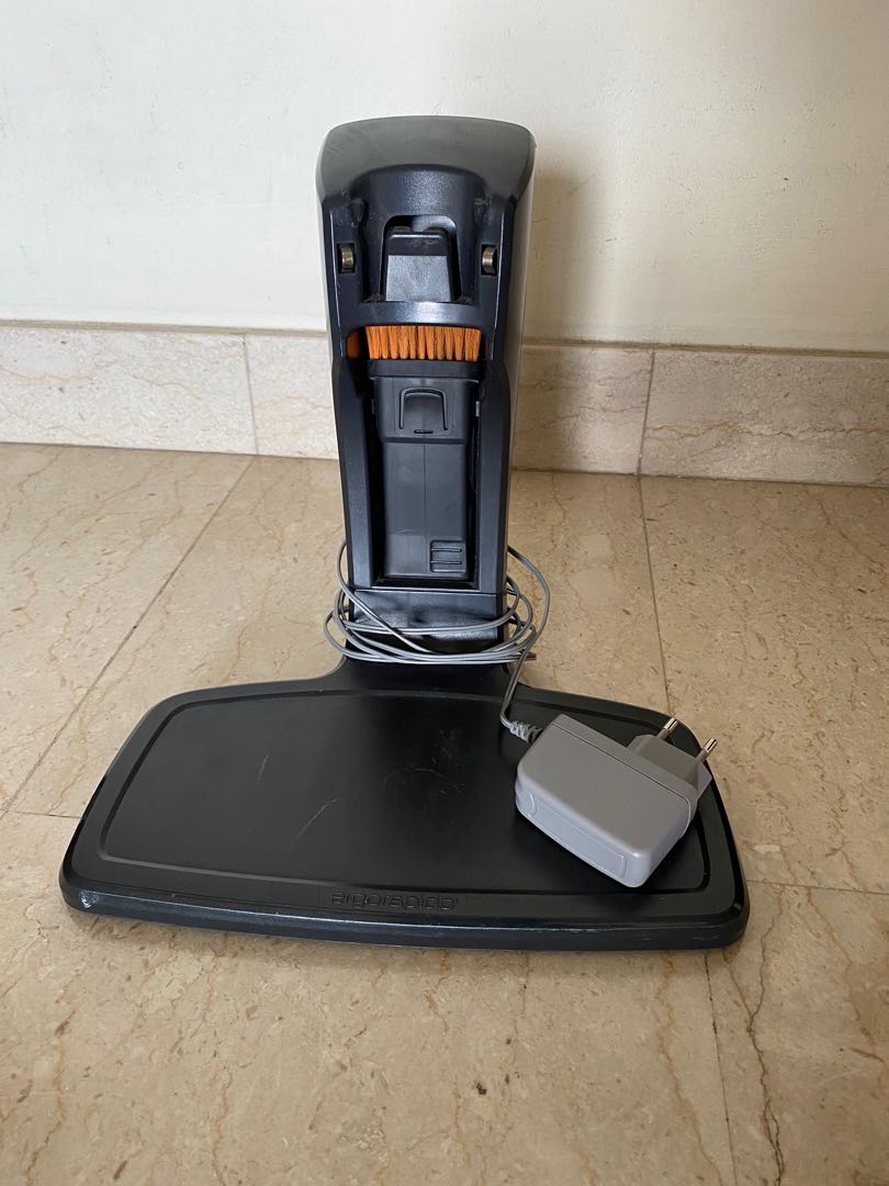 Charger for Electrolux vacuum stick (ZB3113), TV & Home Appliances