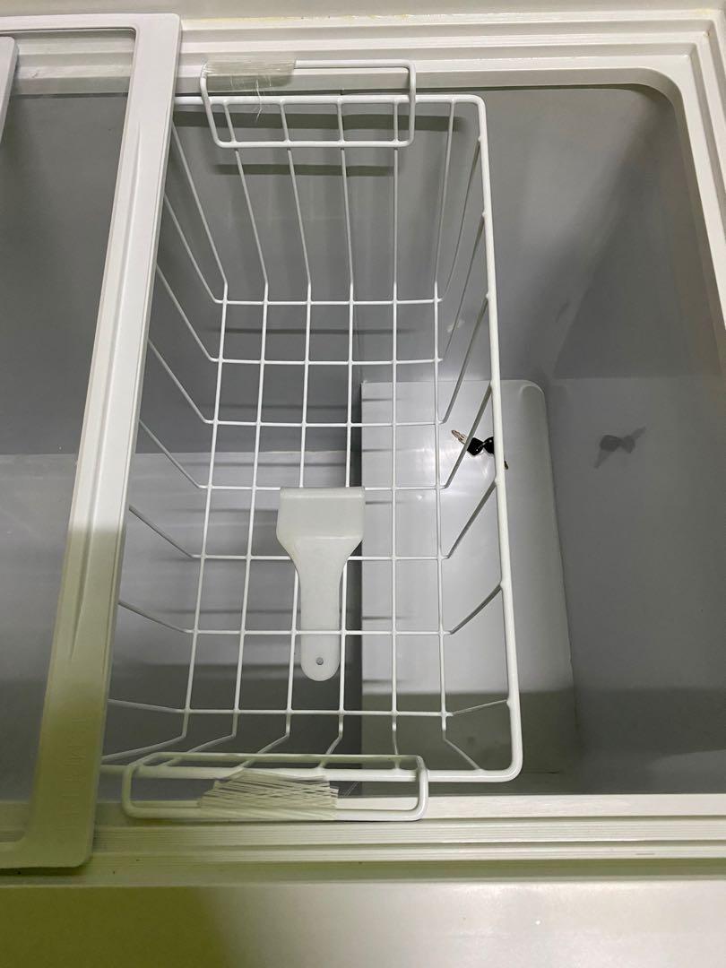 condura chest freezer ccf 250