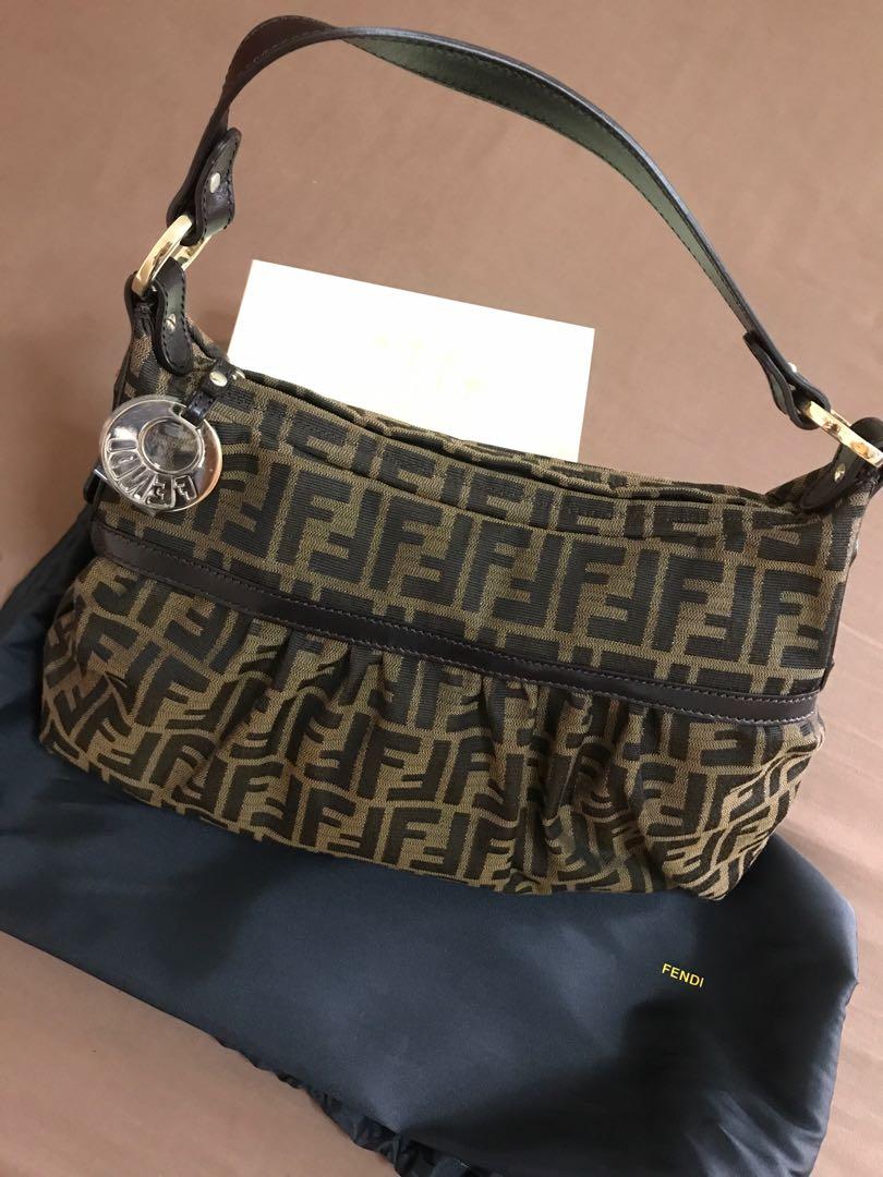 Fendi chef on sale zucca shoulder bag