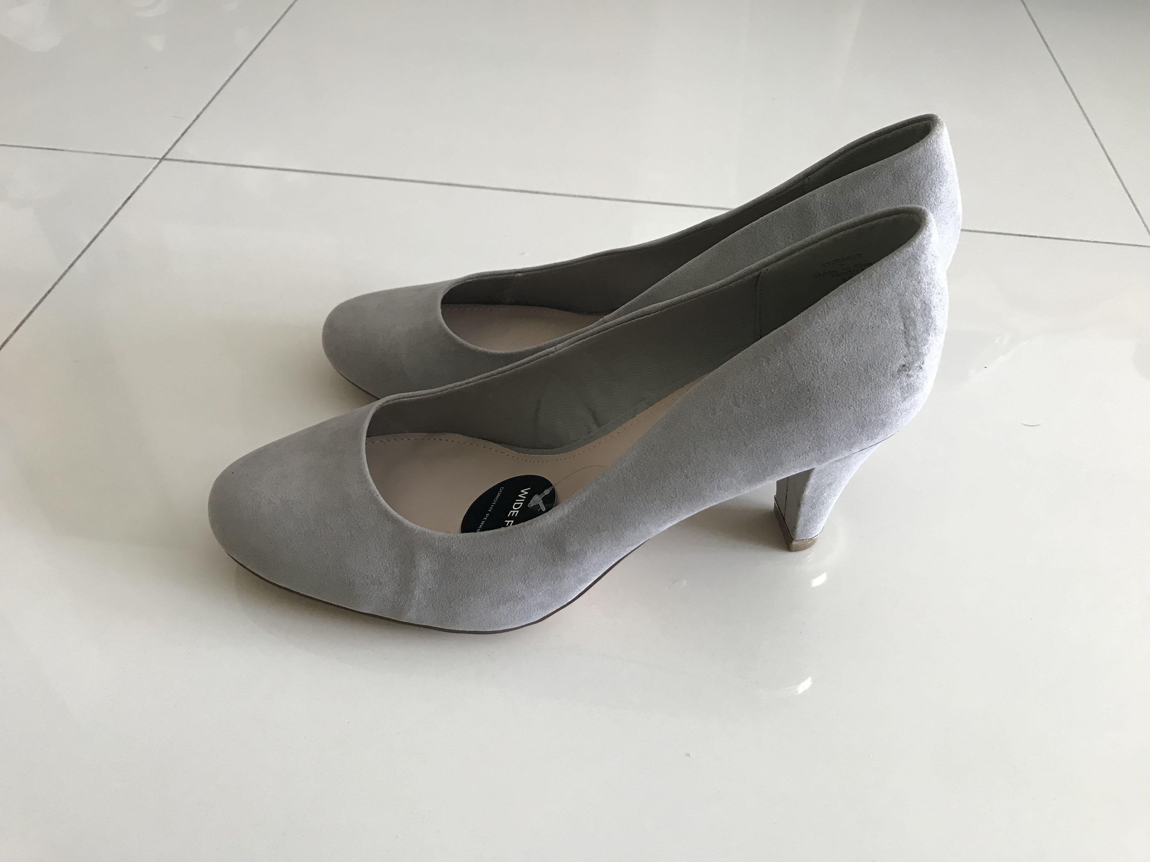 Grey suede heels UK 9 / size 43 (wide 