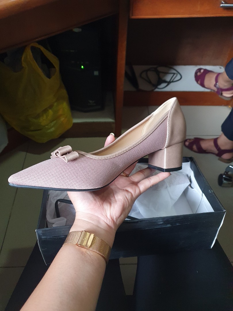 Head Over Heels Original rose gold BARU 