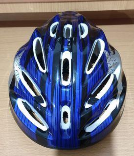 Helm sepeda