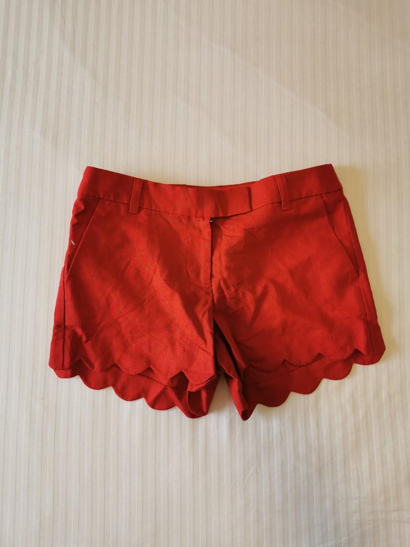 j.crew Scalloped Red Shorts (Category: Shorts) located in Manila. Submitted by alyssasarms (Listing ID 1026142723, Image 3). Description: it says size 6 on it but fits a medium 😊.