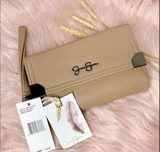 jessica simpson wristlet