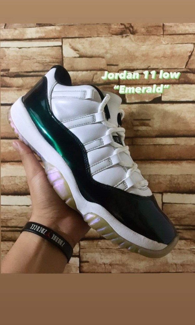 Jordan 11 low emerald on feet outlet