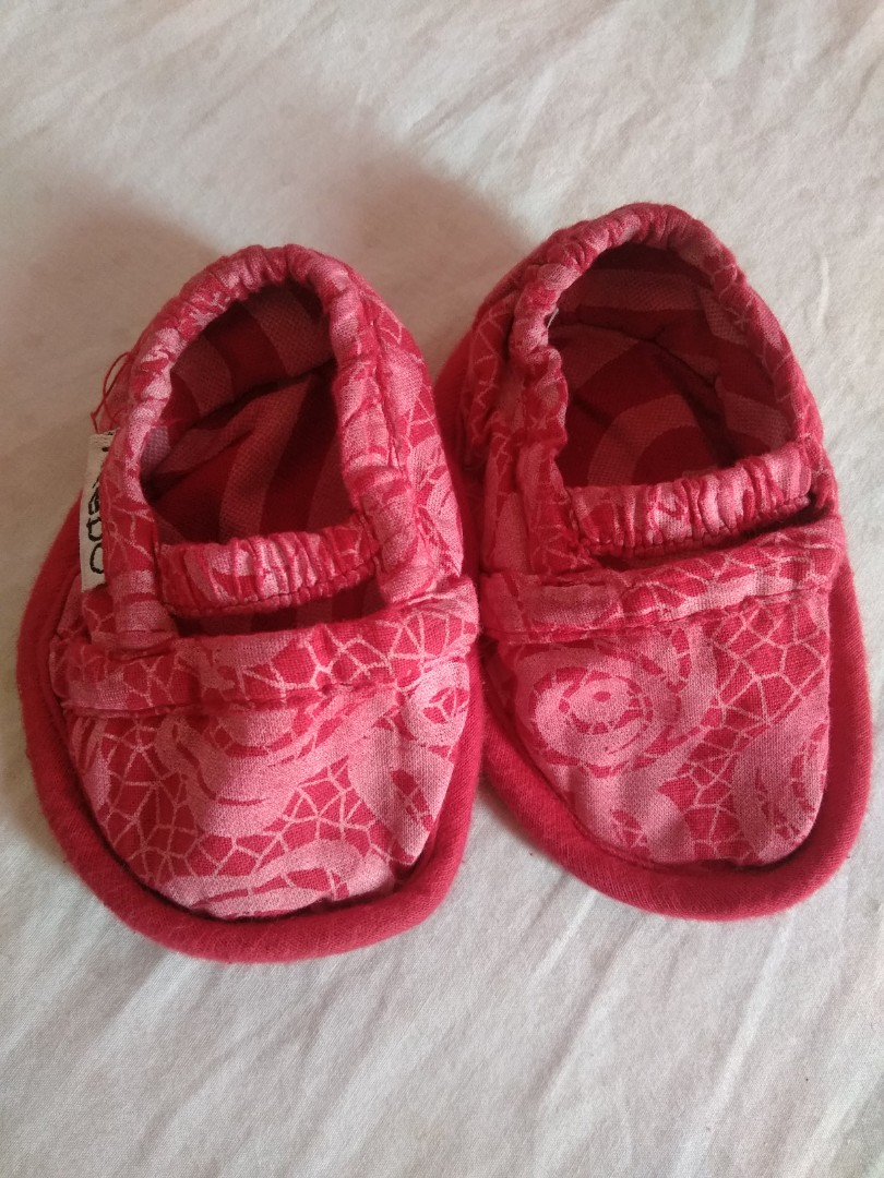 Keedo cloth shoes