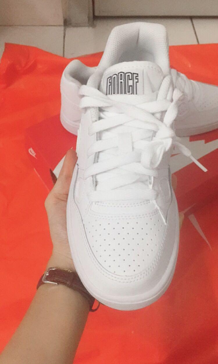 nike son of force gs white