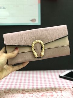 (Category: ) located in . Submitted by aypremiumpreloved (Listing ID 1026192460, Image 1). Description: .