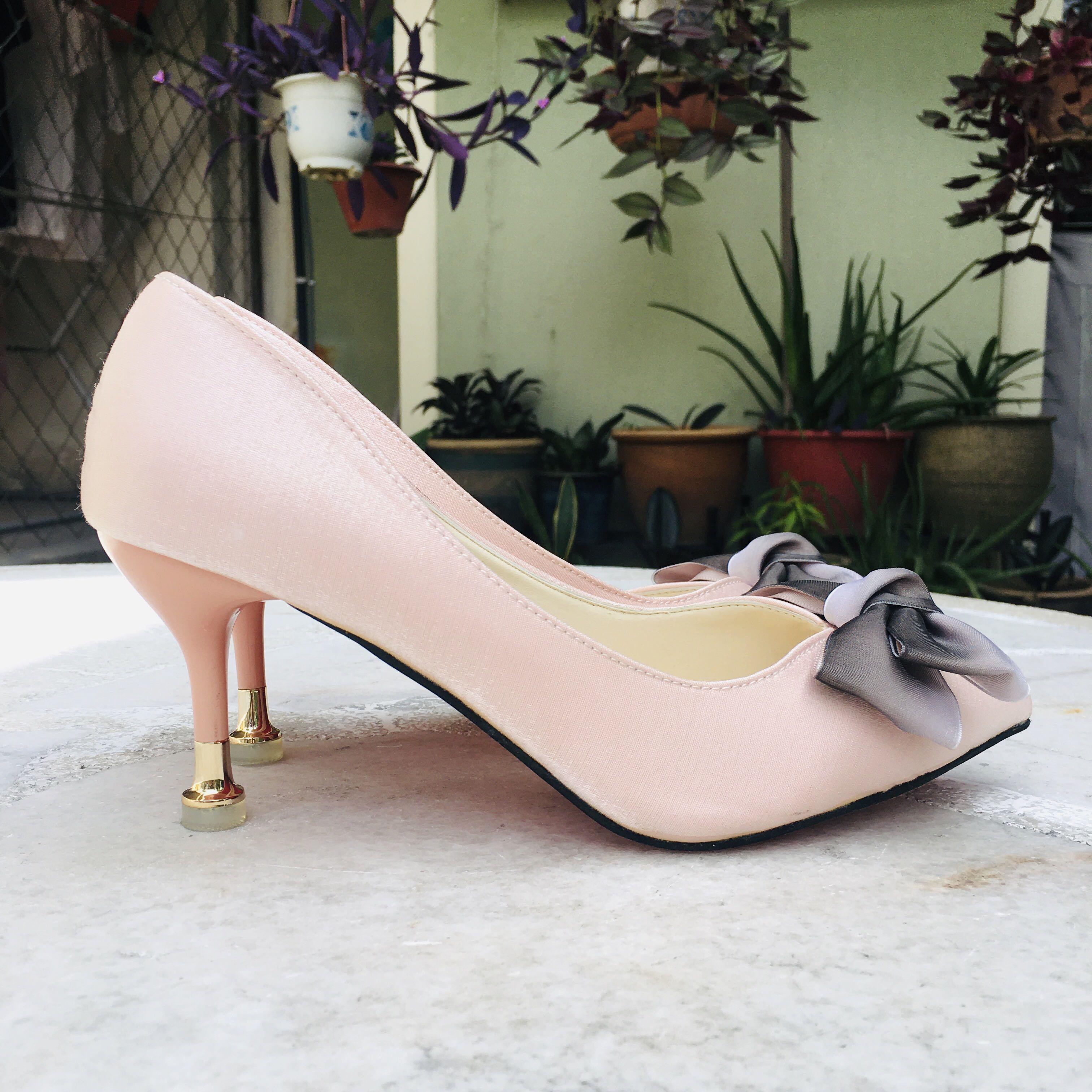 Peach hotsell high heels