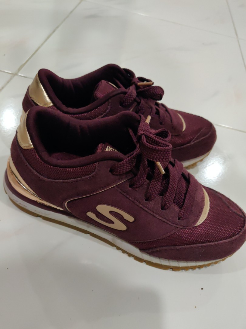 skechers revival trainers