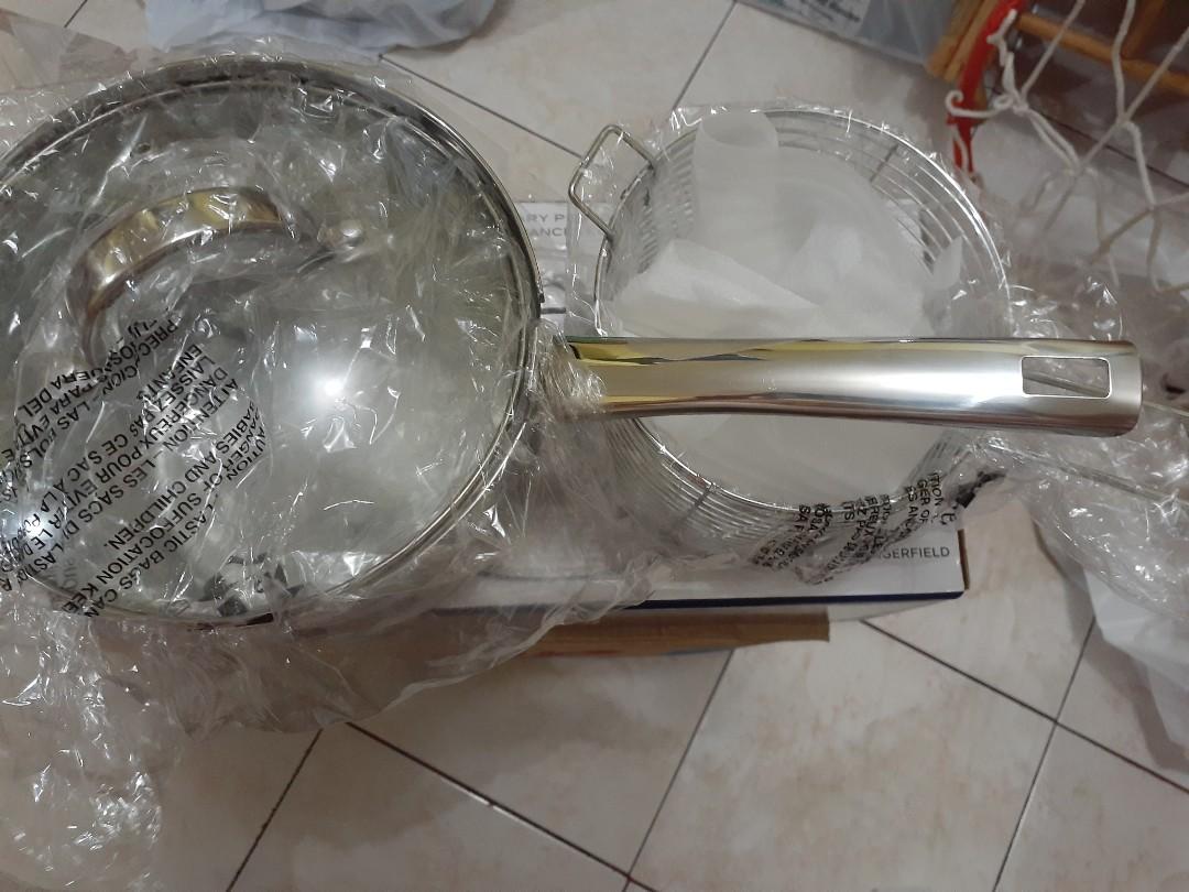 Stainless deep fryer set (Category: Other Kitchen Appliances) located in Santa Barbara. Submitted by mathildaoshop (Listing ID 1026217062, Image 2). Description: best seller, original price indicated at the box. shipping only. 2box left.
