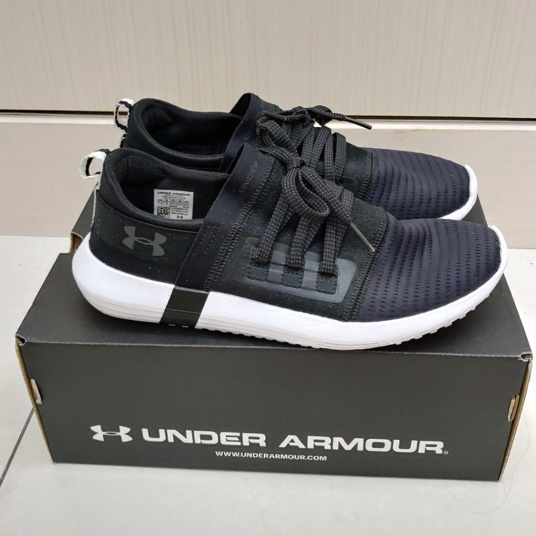 Men's ua hotsell vibe sportstyle shoes