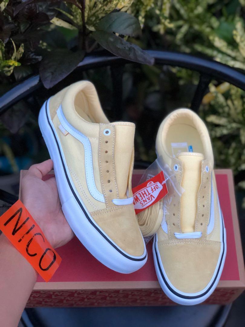 Vans old skool pro pale best sale banana
