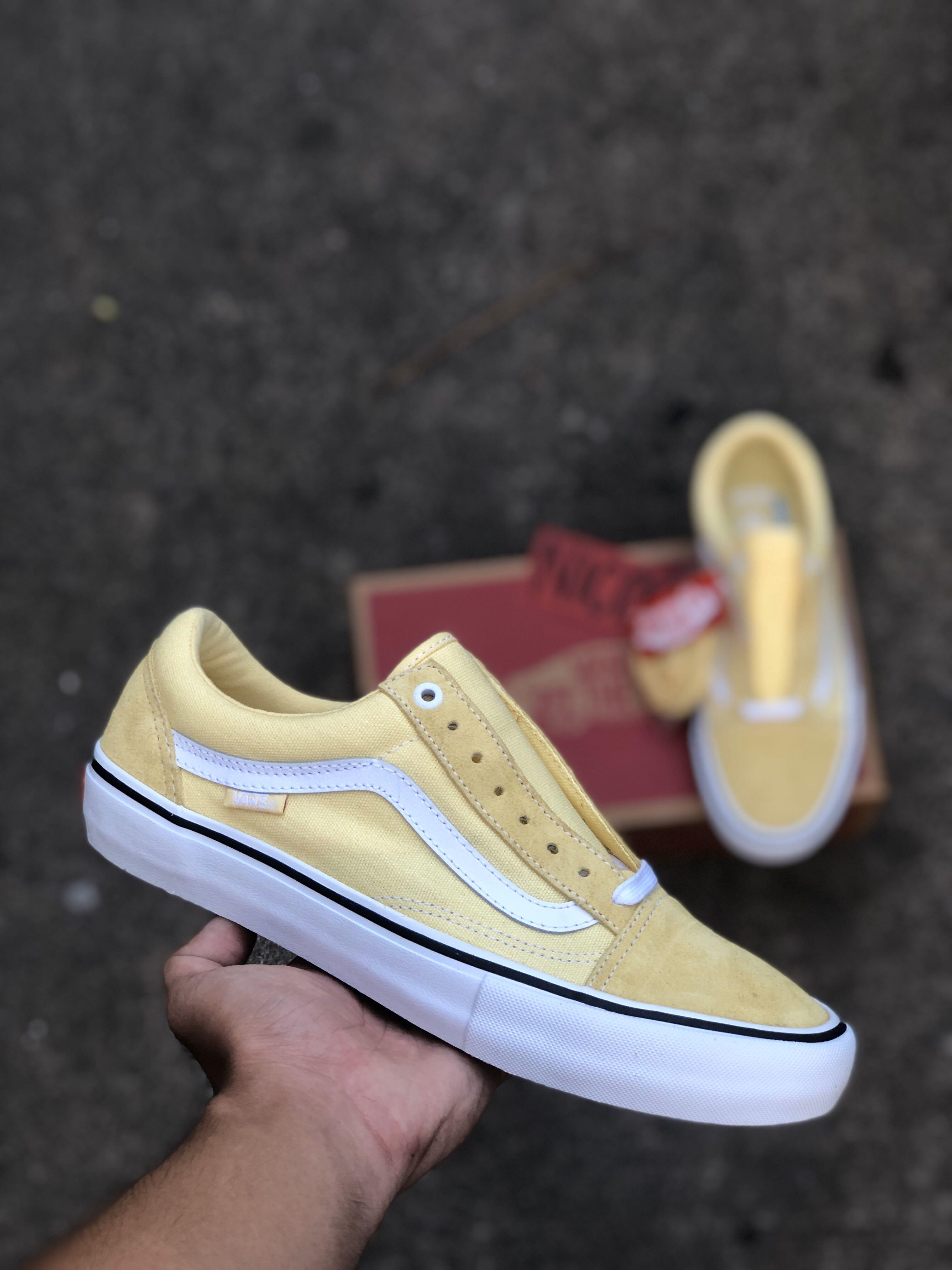 vans old skool pale banana