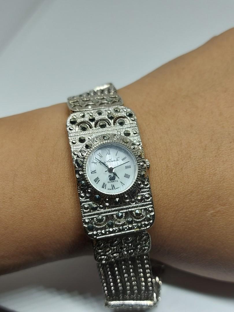 Vintage gloria sale vanderbilt watch