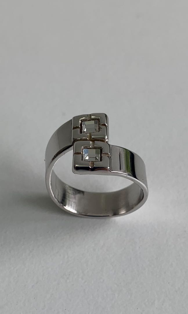 Ysl hot sale ring silver