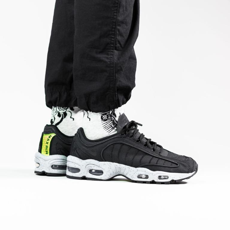 nike air max tailwind 4 sp black