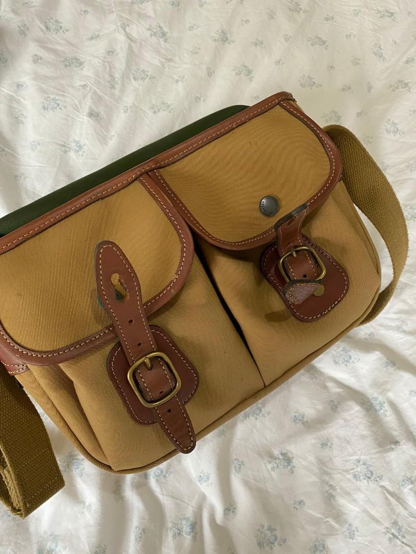 Camera bag (Category: Sling Bags) located in Manila. Submitted by rouge_and_orange (Listing ID 1026292284, Image 2). Description: excellent condition bought in London small size.