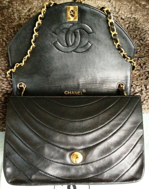 Chanel Small Classic Flap Bag Crossbody Handbags