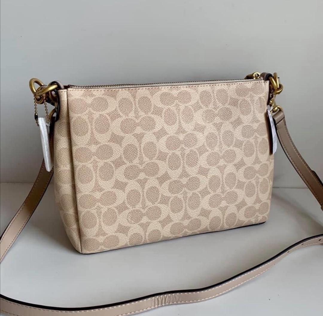 Coach Shay Crossbody in Signature, Women's Fashion, Bags & Wallets
