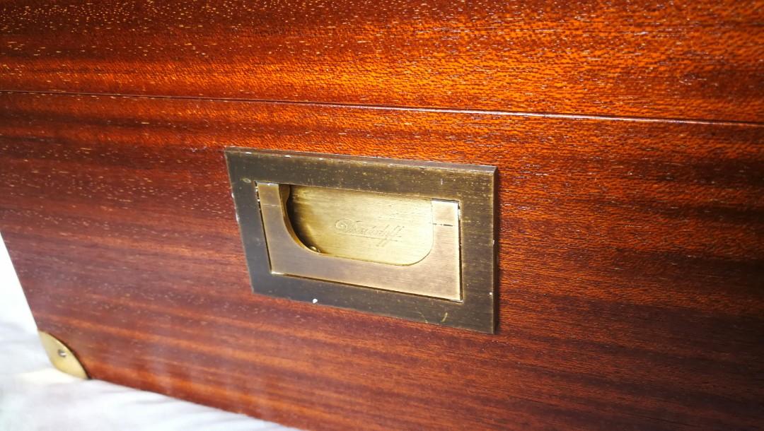 Davidoff Grande Reserve Humidor 1980s, Everything Else on Carousell
