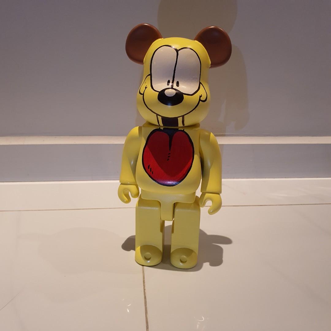bearbrick garfield 400