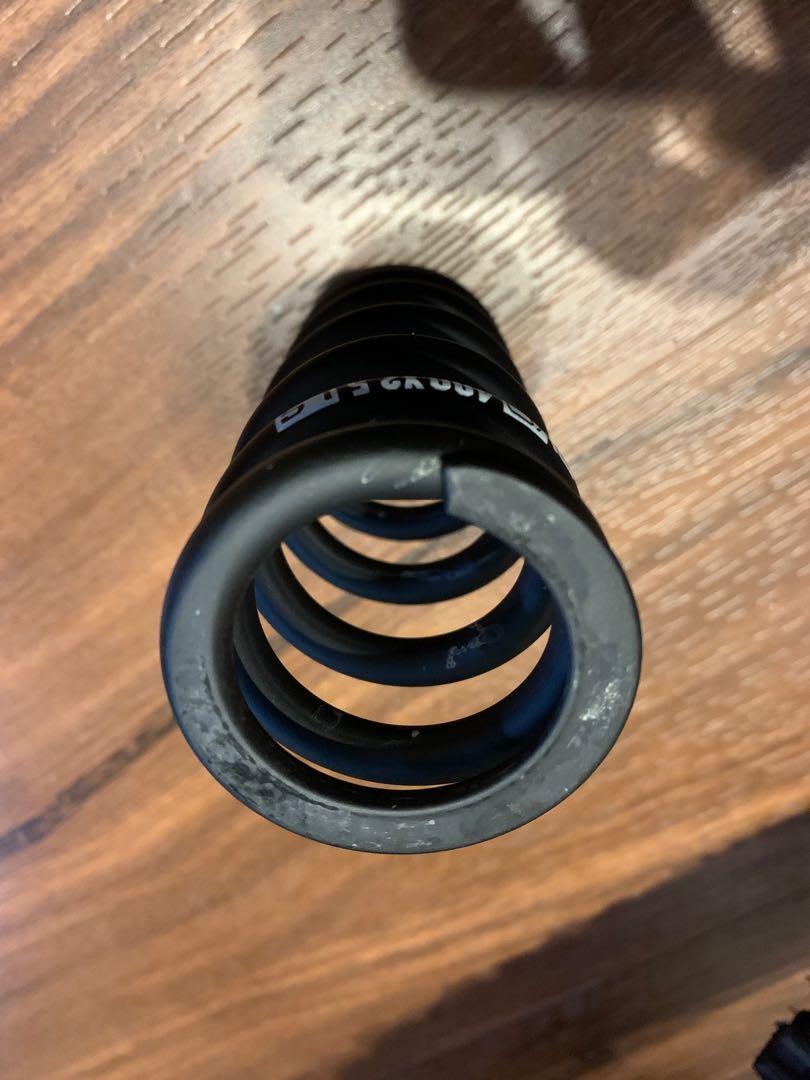 DVO Coil Spring 400 lb Jade X Light Steel, Sports Equipment, Bicycles