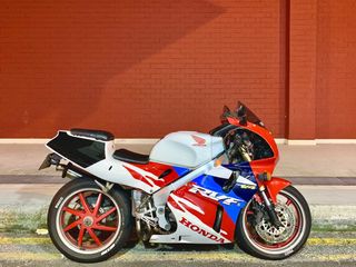 (Category: ) located in . Submitted by racer07 (Listing ID 242878851, Image 1). Description: .