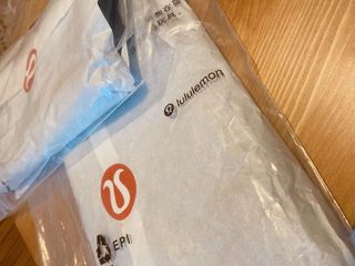 （分類：）位於 。 由 geniss 提交（商品編號 1026323955，圖片 1）。簡介： 。