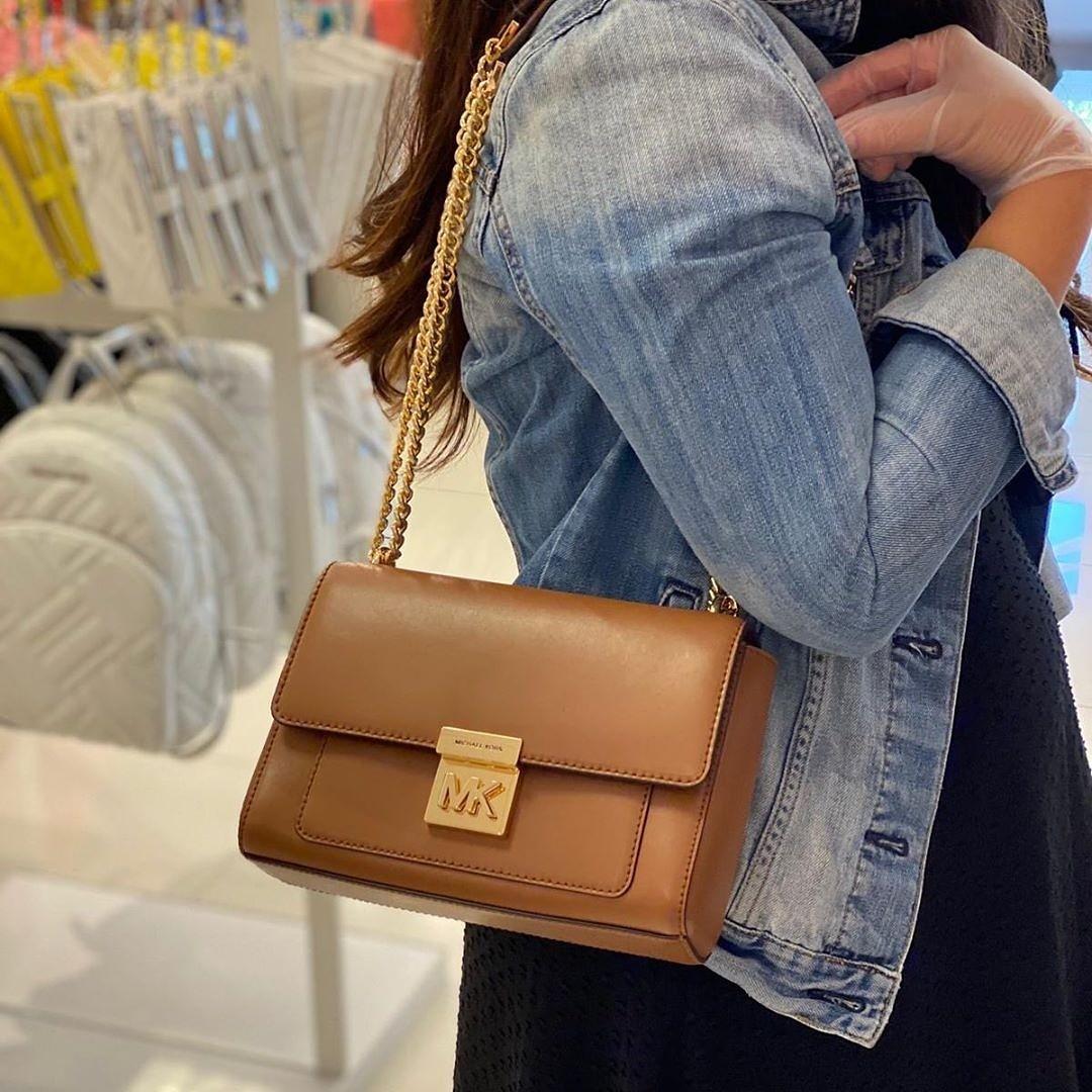 Michael kors mindy bag top