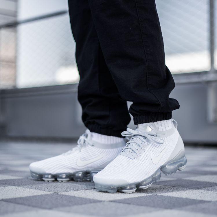 All white online mens vapormax
